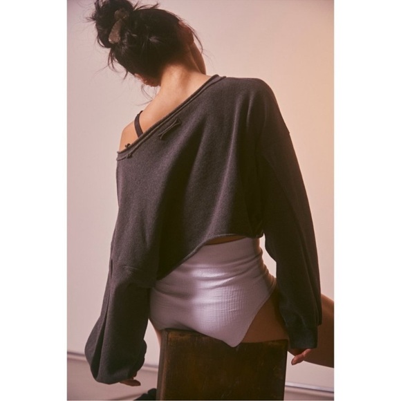 Free People Movement Oversized The Way You Move Crop Sweatshirt Sweater - Picture 4 of 6